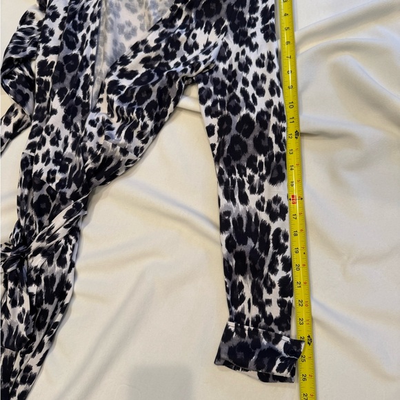 Diane Von Furstenburg Silk Jersey Leopard Print Wrap Dress - Picture 4 of 10